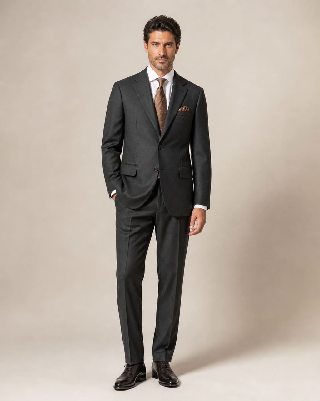 Giotelli Suit — Black